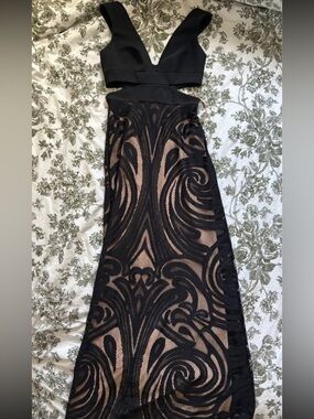 BCBGMaxAzria Black Sleeveless Dress with Subtle Texture